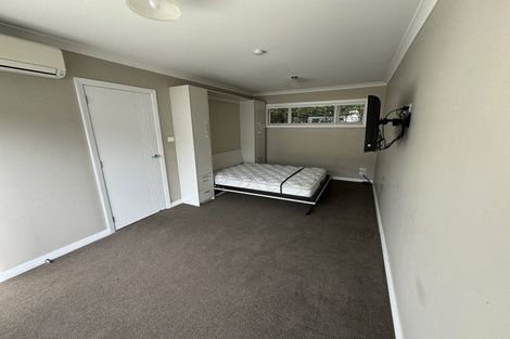 Photo of property in 2/17 Commodore Parry Road, Castor Bay, Auckland, 0620