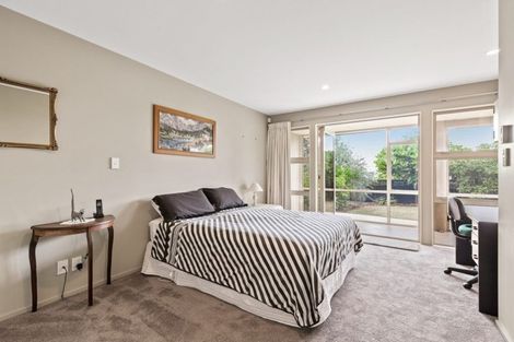 Photo of property in 2/31 Princes Street, Northcote Point, Auckland, 0627