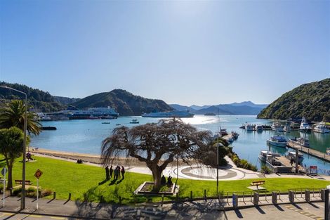 Photo of property in Oxleys Rock Apartments, 304/6 London Quay, Picton, 7220