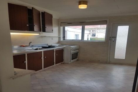 Photo of property in 2/214 Coronation Avenue, Welbourn, New Plymouth, 4310