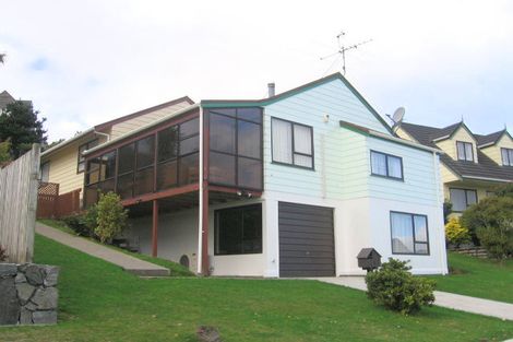 Photo of property in 17 Dominica Crescent, Grenada Village, Wellington, 6037