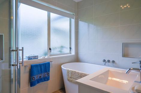 Photo of property in 20 Maui Pomare Road, Nikau Valley, Paraparaumu, 5032