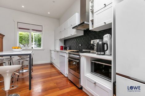 Photo of property in 12 Birkley Road, Bayswater, Auckland, 0622