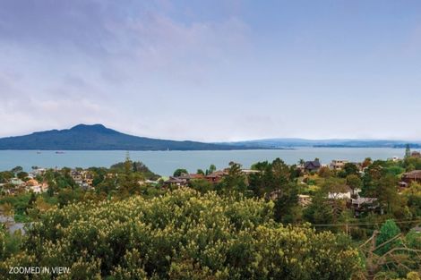 Photo of property in 37a Peter Terrace, Castor Bay, Auckland, 0620