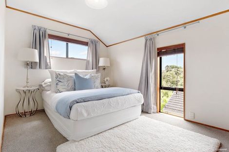 Photo of property in 2/16 Waratah Street, Birkenhead, Auckland, 0626