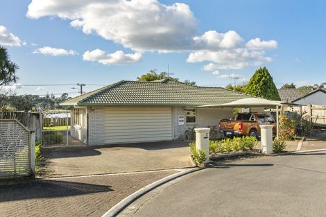 Photo of property in 17 Pampas Grove, Welcome Bay, Tauranga, 3112