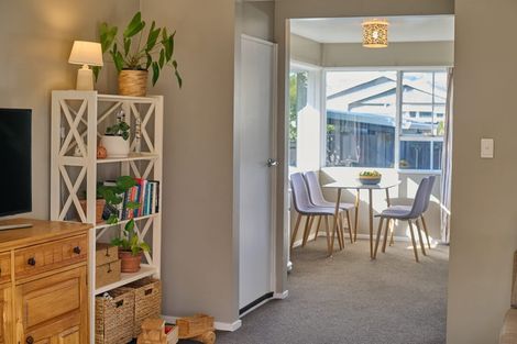 Photo of property in 2/63 Wychbury Street, Spreydon, Christchurch, 8024