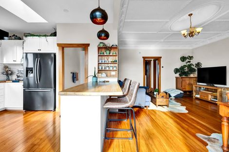 Photo of property in 37 Ballance Street, Lower Vogeltown, New Plymouth, 4310