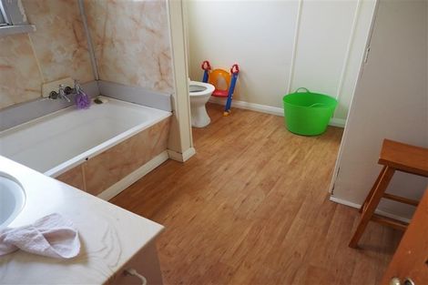 Photo of property in 30 Beaver Road, Blenheim, 7201