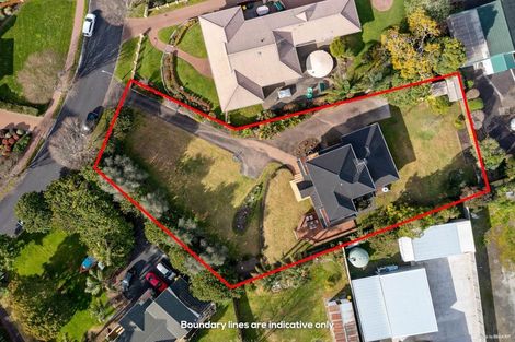 Photo of property in 16 Sunny Crescent, Huapai, Kumeu, 0810