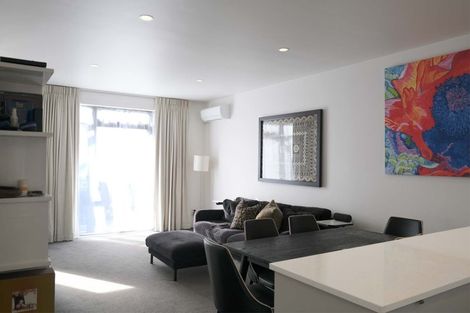 Photo of property in Henry Walton Flats, 8/2 Upper Queen Street, Auckland Central, Auckland, 1010