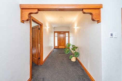 Photo of property in 17 Tarata Street, Saint Johns Hill, Whanganui, 4501