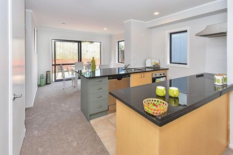 Photo of property in 22 Kevale Place, Manurewa, Auckland, 2102