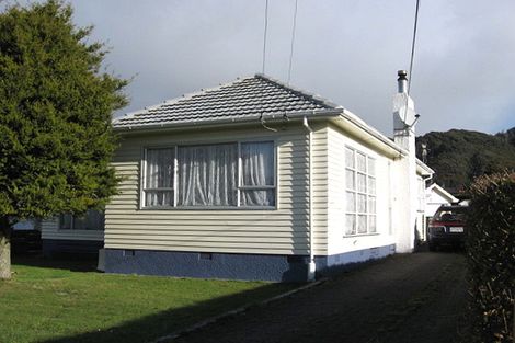 Photo of property in 71 Wainuiomata Road, Wainuiomata, Lower Hutt, 5014