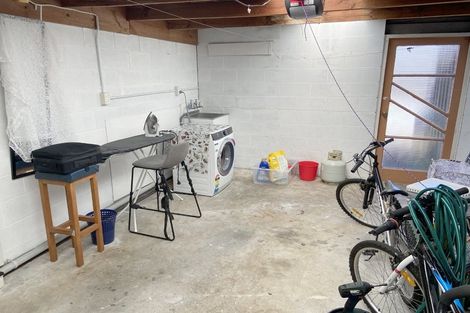 Photo of property in 1/35 Clemow Road, Fitzroy, New Plymouth, 4312