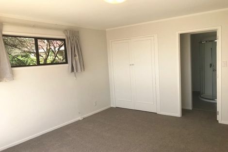 Photo of property in 750 East Coast Road, Pinehill, Auckland, 0630