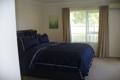 Photo of property in 14 Caltra Place, East Tamaki, Auckland, 2016
