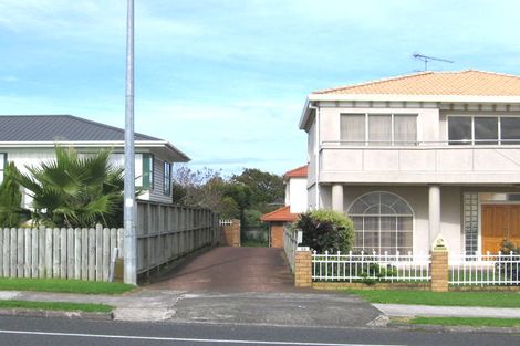Photo of property in 2/89 Macleans Road, Bucklands Beach, Auckland, 2014