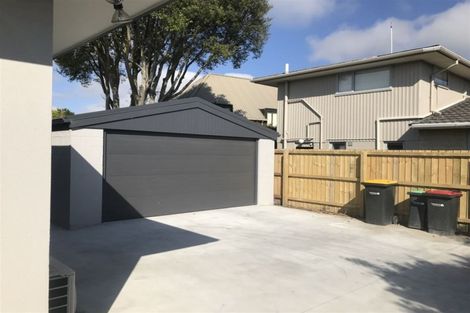 Photo of property in 2/145 Grahams Road, Burnside, Christchurch, 8053