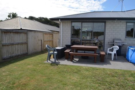Photo of property in 16 Rochfort Crescent, Pyes Pa, Tauranga, 3112
