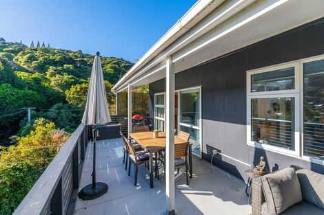 Photo of property in 56 Cluny Road, Plimmerton, Porirua, 5026