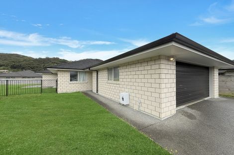 Photo of property in 7 Shearwater Lane, Whitby, Porirua, 5024