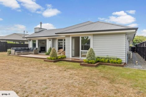 Photo of property in 58 Montgomery Crescent, Kinloch, Taupo, 3377