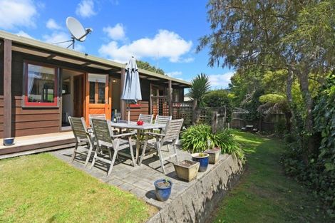 Photo of property in 76 Kairimu Street, Stokes Valley, Lower Hutt, 5019