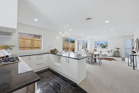 Photo of property in 17a Patons Road, Howick, Auckland, 2014