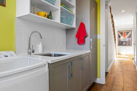 Photo of property in 42 Normans Road, Strowan, Christchurch, 8052