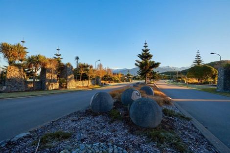 Photo of property in 11 Knowles Crescent, Kaikoura Flat, Kaikoura, 7371