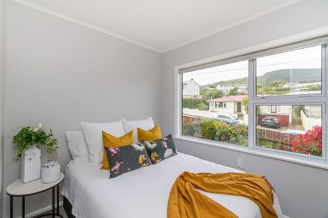 Photo of property in 71 Bell Street, Tawa, Wellington, 5028