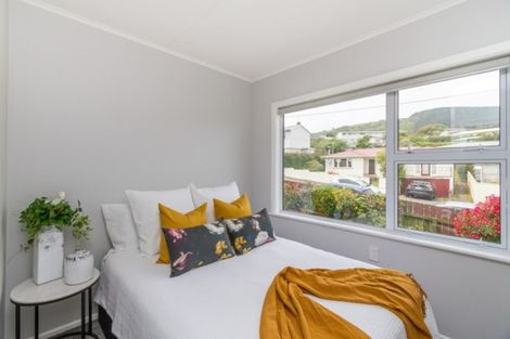 Photo of property in 71 Bell Street, Tawa, Wellington, 5028