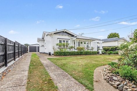 Photo of property in 18 Godwin Crescent, College Estate, Whanganui, 4500