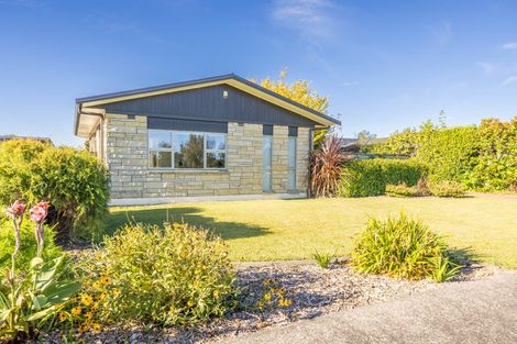 Photo of property in 24 Clements Crescent, Queenwood, Hamilton, 3210