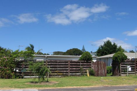Photo of property in 3/7 Eskdale Road, Birkdale, Auckland, 0626