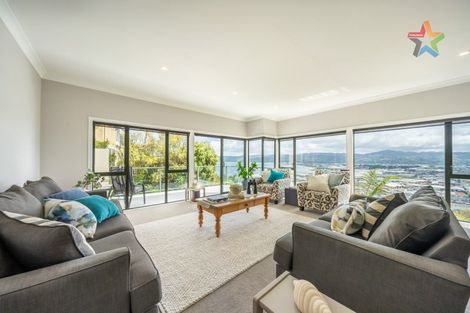 Photo of property in 69 Howard Road, Point Howard, Lower Hutt, 5013
