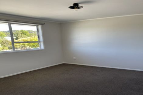 Photo of property in 7 Pitcher Place, Glen Eden, Auckland, 0602