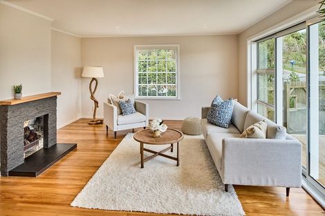 Photo of property in 14 Taupo Crescent, Plimmerton, Porirua, 5026