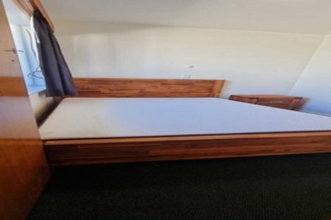 Photo of property in 260 Main North Road, Redwood, Christchurch, 8051