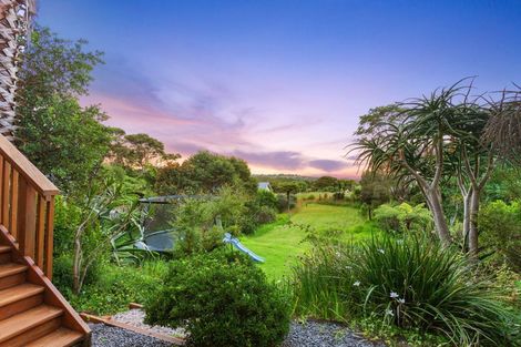 Photo of property in 428 Huia Road, Laingholm, Auckland, 0604