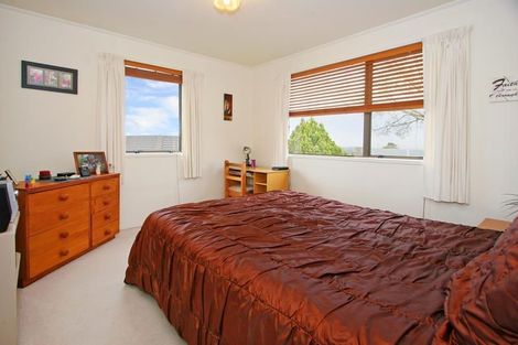 Photo of property in 21 Rotoma Rise, Clover Park, Auckland, 2019