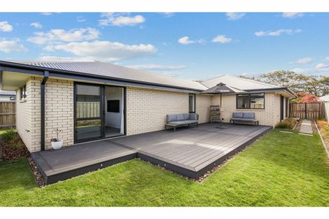 Photo of property in 10 Crossley Avenue, Woodend, 7610