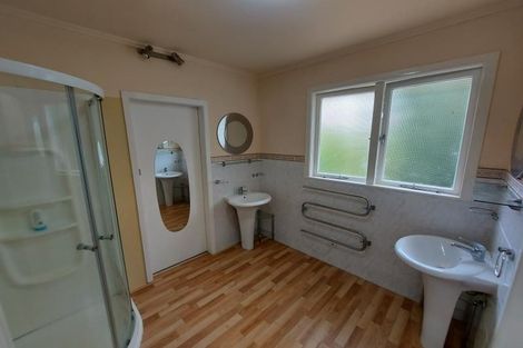 Photo of property in 6 Adams Place, Te Kamo, Whangarei, 0112