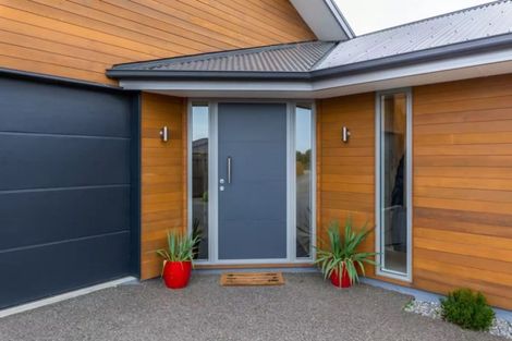 Photo of property in 50 Burnham School Road, Rolleston, 7614