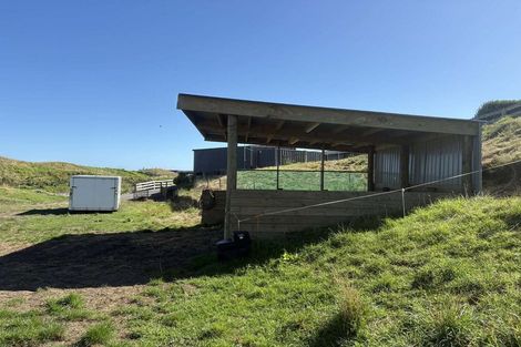 Photo of property in 174 Harakeke Road, Te Horo, Otaki, 5581