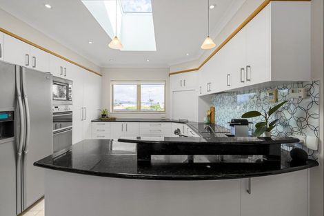 Photo of property in 5 Yale Street, Mount Maunganui, 3116