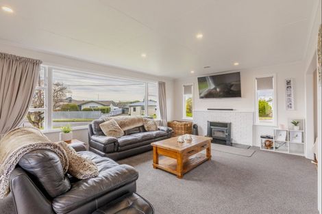 Photo of property in 5 Jull Crescent, Waipukurau, 4200