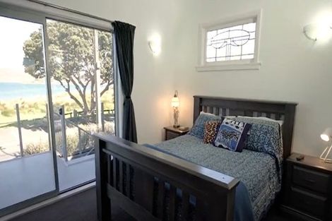 Photo of property in 217 Marine Parade, Seatoun, Wellington, 6022