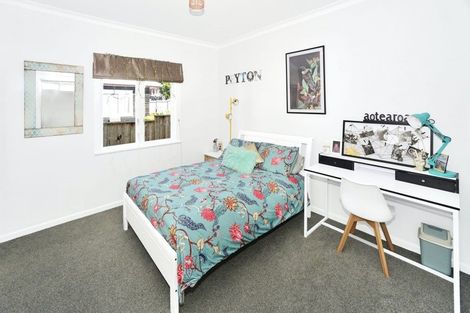Photo of property in 40 Oxford Street, Te Puke, 3119